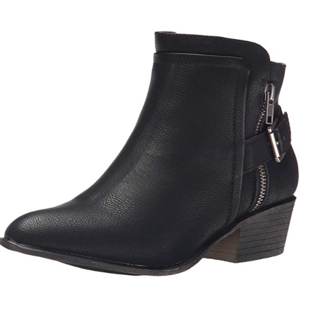 Steve Madden Black Leather Booties